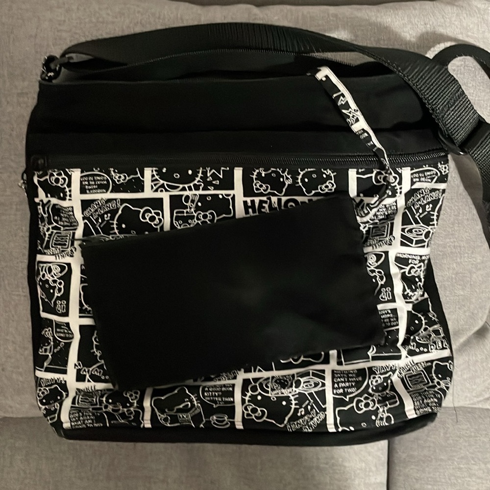 Hello Kitty messenger bag